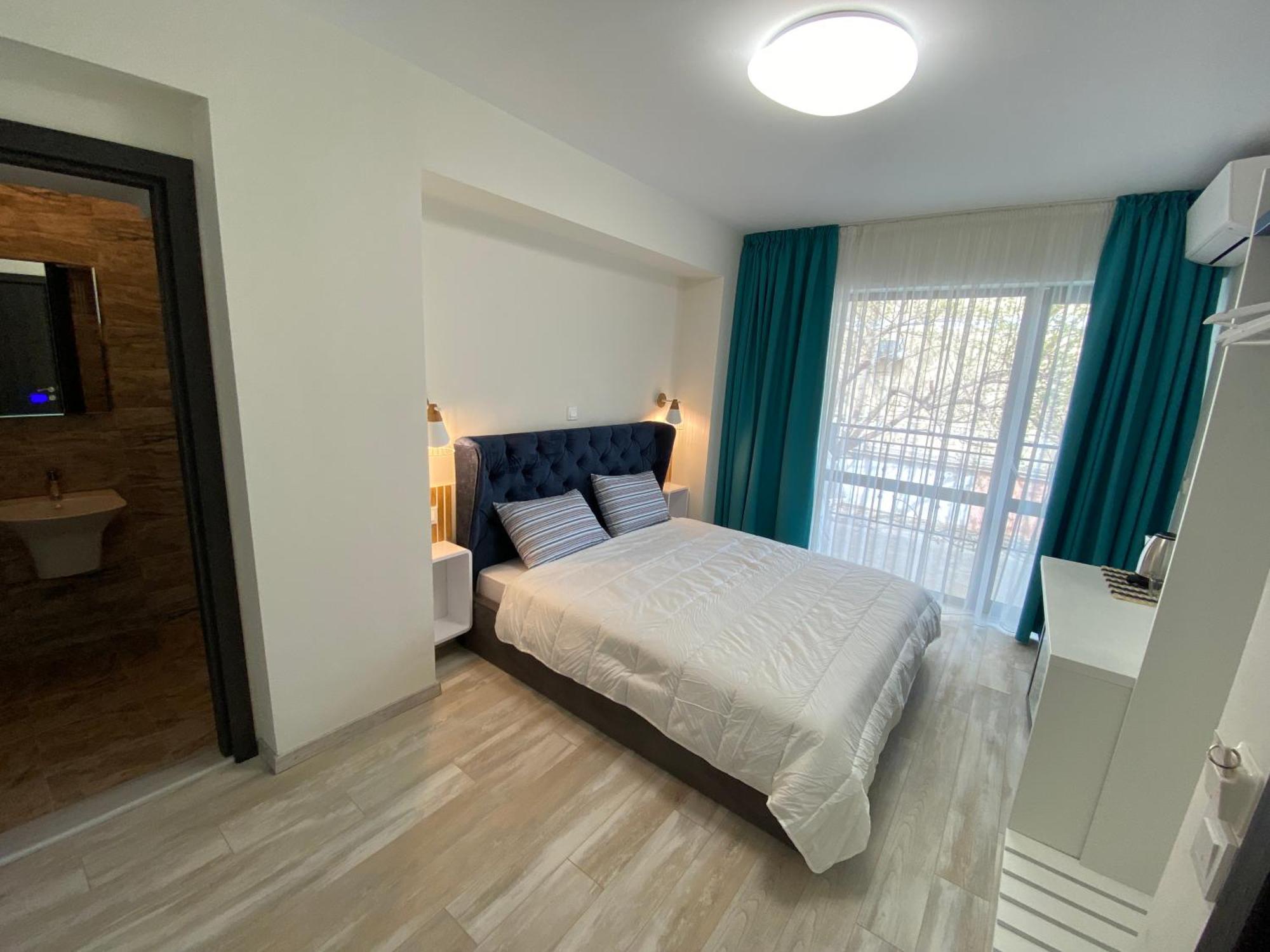 Opalium Beach Front Suites Potos Exterior photo
